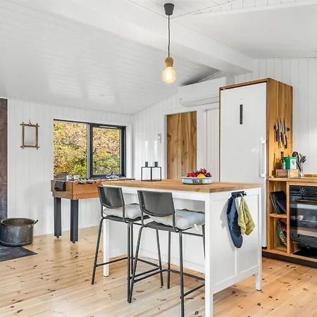 Sofija - From The Sea By Interhome Hals