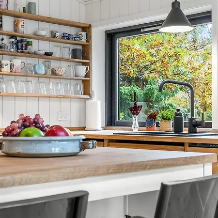 Sofija - From The Sea By Interhome Hals